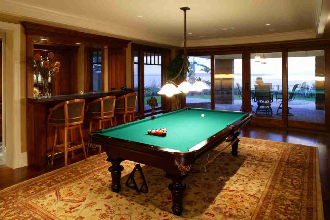 Opulnz Abode - Indoor Games